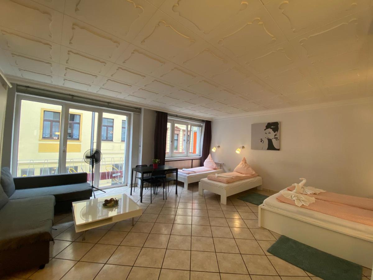 Central Shared Apartment, Friesenplatz Köln Eksteriør bilde