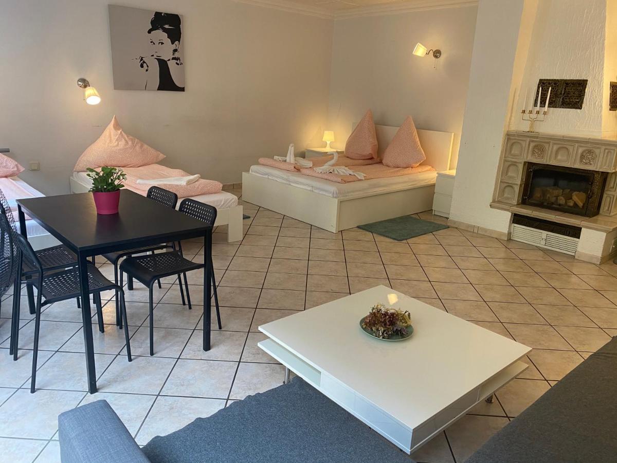 Central Shared Apartment, Friesenplatz Köln Eksteriør bilde
