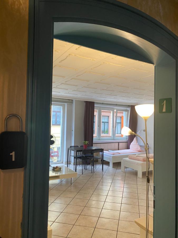 Central Shared Apartment, Friesenplatz Köln Eksteriør bilde